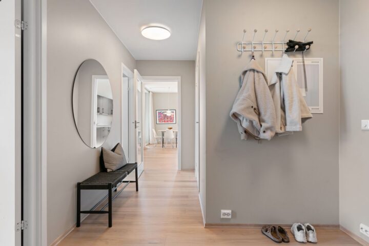 hall de casa com arrumação