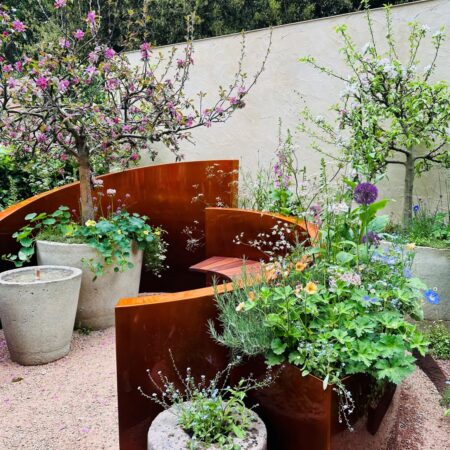 ALZHEIMERS SOCIETY MINDS GARDEN-2 (1) chelsea flower show